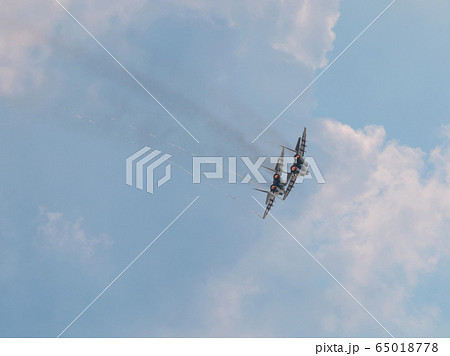 ミグ　MiG-29　フルクラム　旋回 65018778