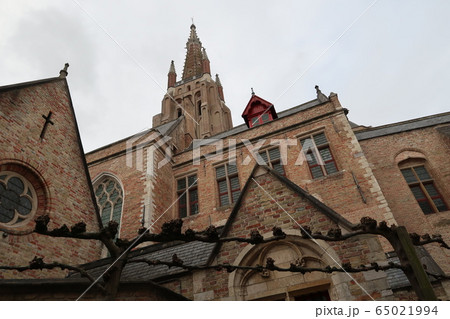 ブルージュの聖母教会 65021994