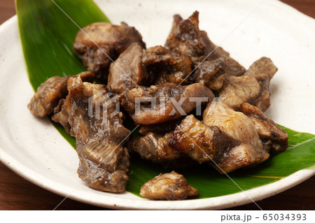 地鶏の炭火焼 地鶏の炭火焼 65034393