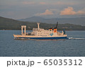 フェリーとしま 夕暮れ 桜島 65035312