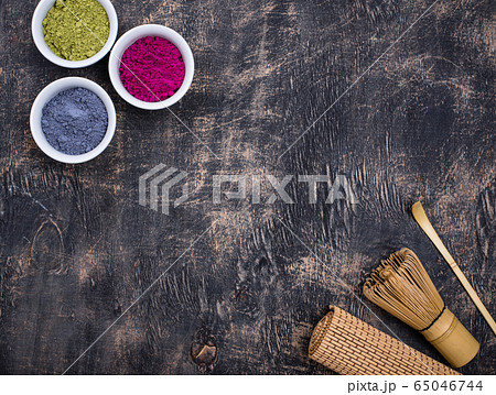 Green, blue and pink matcha powder 65046744