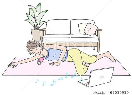 脇の下ほぐしをする女性 65050959