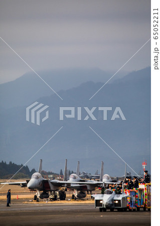 戦闘機 65052211