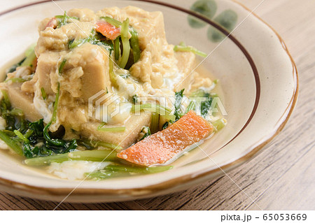 高野豆腐の玉子とじ 高野豆腐の玉子とじ 65053669