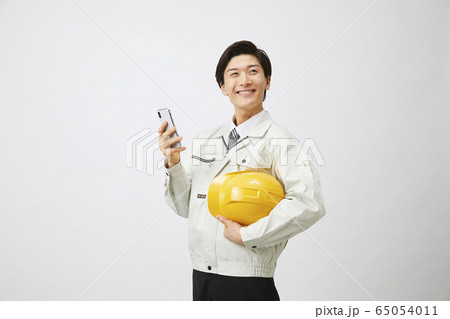 若いビジネスマン 若いビジネスマン 65054011
