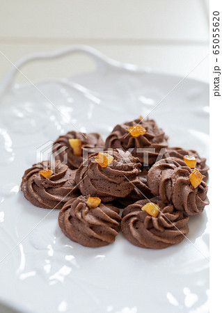 おうちでお菓子作り　ガナッシュクッキー 65055620