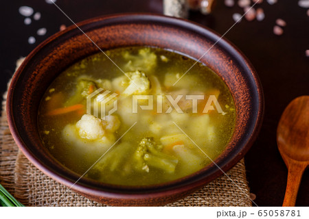 Fresh vegan soup with broccoli 65058781