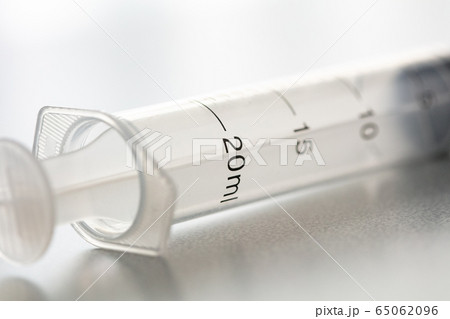 注射器イメージ 65062096