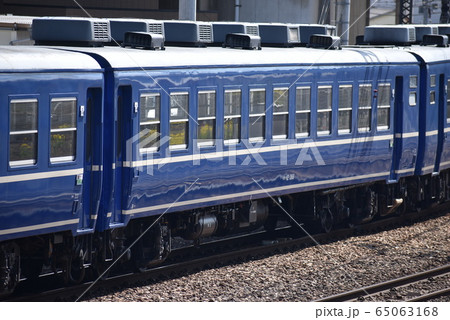 国鉄・JR 12系客車 65063168