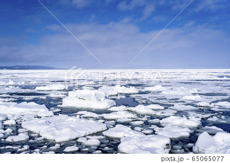 オホーツク海の流氷原 オホーツク海の流氷原 65065077