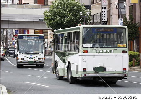 盛岡駅前の岩手県交通バス 元国際興業バス の写真素材 65066995 Pixta