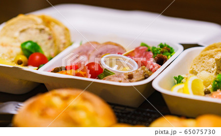 オードブル　テイクアウト　料理　弁当　デリバリー　イタリアン　イタ飯　グルメ　ディナー　お取寄せ 65075730
