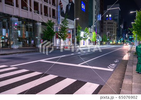 《東京都》人の消えた銀座・自粛ムードの東京 《東京都》人の消えた銀座・自粛ムードの東京 65076902