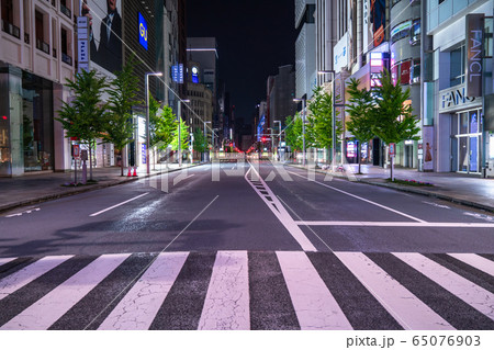 《東京都》人の消えた銀座・自粛ムードの東京 65076903