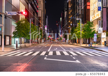 《東京都》人の消えた銀座・自粛ムードの東京 《東京都》人の消えた銀座・自粛ムードの東京 65076943