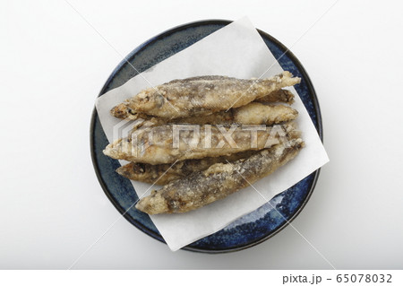 メヒカリの唐揚げ 65078032