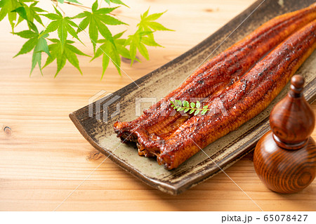 特大うなぎの蒲焼 65078427