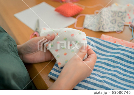 マスク作り 65080746