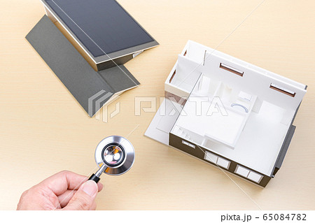 住宅模型　聴診器　住宅診断　イメージ 65084782