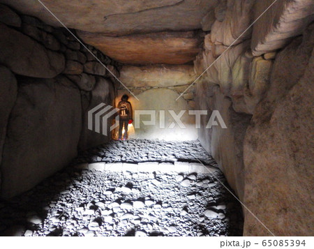 群馬の石舞台、観音塚古墳の石室 65085394