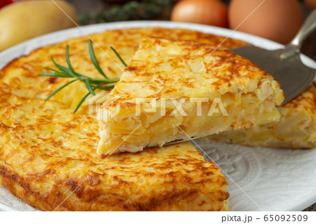 Spanish tortilla with potatoes and onion. Spanish tortilla with potatoes and onion. 65092509