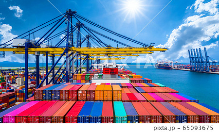 Container ship unloading in deep sea port, Global Container ship unloading in deep sea port, Global 65093675