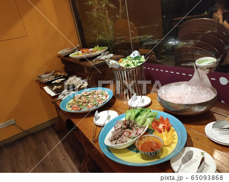 食べ物 食物 フード 65093868