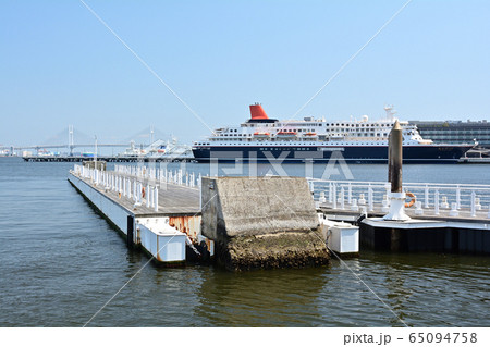 横浜・みなとみらい 65094758