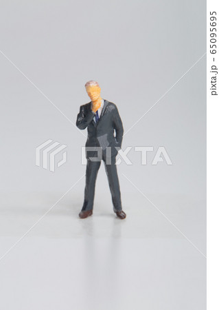 【ミニチュアギャラリー】ビジネス・決断 65095695