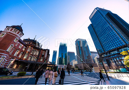 日本の東京都市景観 東京駅や新丸ビルなどを望む=2020年2月27日撮影 日本の東京都市景観 東京駅や新丸ビルなどを望む=2020年2月27日撮影 65097928