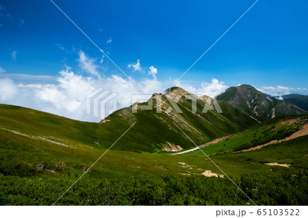 稜線/北アルプス 65103522