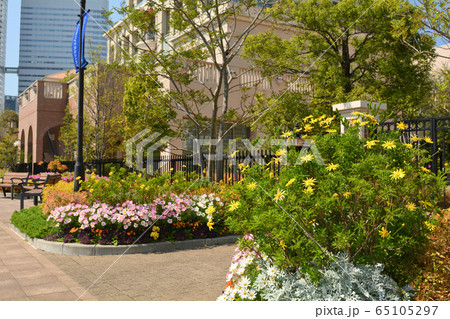 横浜・みなとみらい 65105297