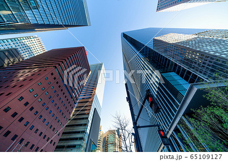 日本の東京都市景観　大手町の摩天楼　 65109127
