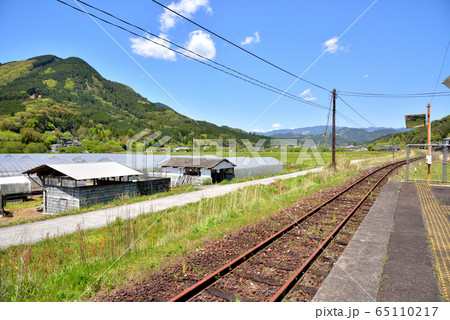 JR日田彦山線 今山駅 2017年7月九州北部豪雨により運休中 JR日田彦山線 今山駅 2017年7月九州北部豪雨により運休中 65110217