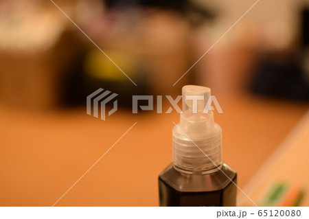 スプレー吹き出し口の写真　見本 スプレー吹き出し口の写真 見本