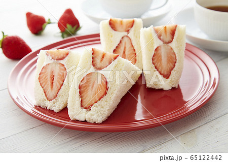 いちごサンド 65122442