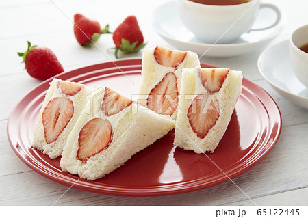 いちごサンド 65122445
