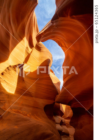 Lower Antelope Canyon USA 65124365