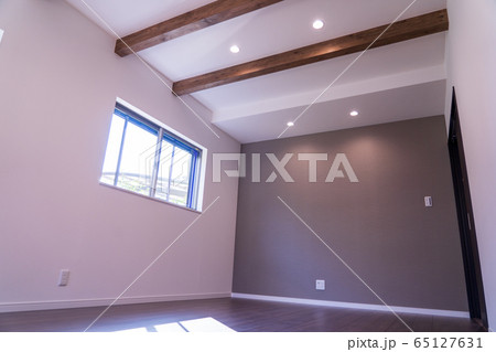 オシャレな寝室 65127631