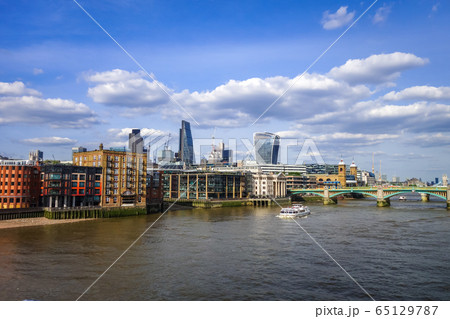 London view from Thames river, UK 65129787