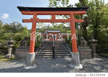 宇治神社　中門前の鳥居 65135050
