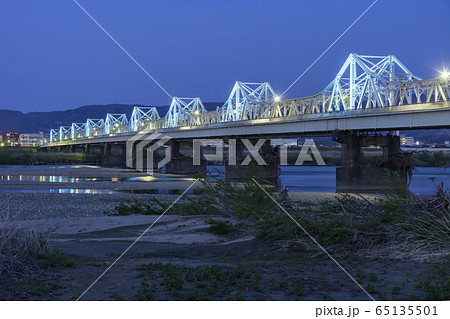 ブルーライトアップの長生橋 (長岡市) ブルーライトアップの長生橋 (長岡市) 65135501