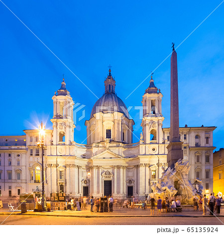 Navona square in Rome, Italy. Navona square in Rome, Italy. 65135924