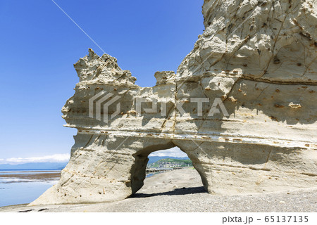 くぐり岩 乙部町 くぐり岩 乙部町 65137135