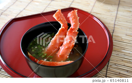 カニ汁　蟹　味噌汁 65140811