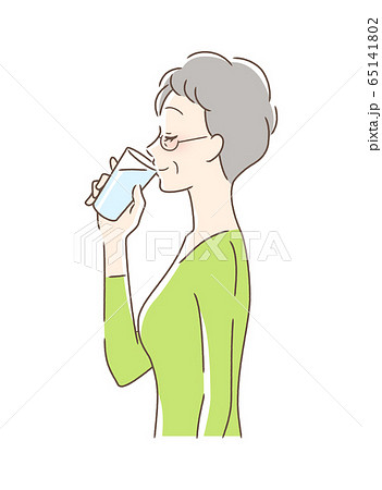 コップの水を飲む女性の横顔のイラスト素材 コップの水を飲む女性の横顔のイラスト素材