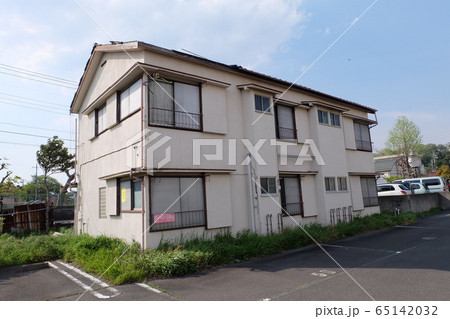 古いアパート 古いアパート 65142032