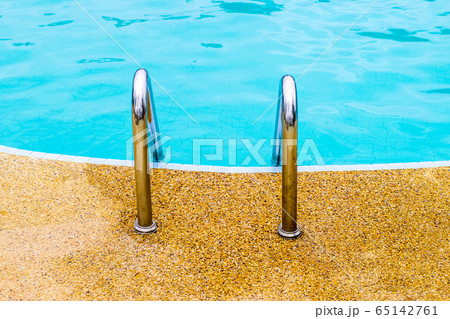 Swimming pool outdoor 65142761