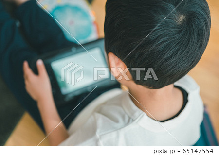 6 years old 6 years old 65147554