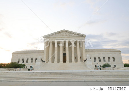 アメリカ合衆国..ワシントンD.C.　最高裁判所 65147567